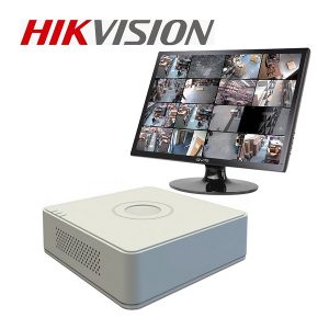 Hikvision-DVR-7100-med-monitor